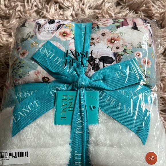 Posh Peanut Rosie Patoo - Picture 2 of 3